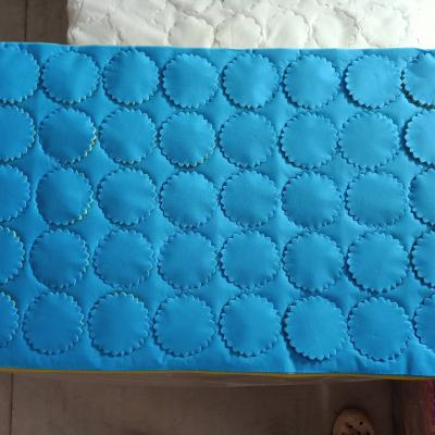 แบบปั๊มแล้ว สีพื้น 480 แผ่น สลับสีทุก 10 แผ่น