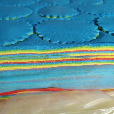 แบบปั๊มแล้ว สีพื้น 480 แผ่น สลับสีทุก 10 แผ่น