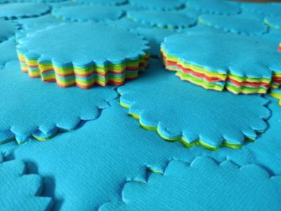 แบบปั๊มแล้ว สีพื้น 480 แผ่น สลับสีทุก 10 แผ่น