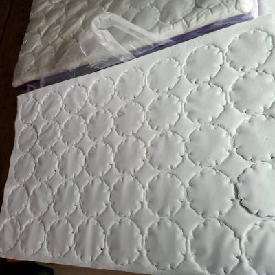 แบบปั๊มแล้ว สีขาวดำ 480 แผ่น สลับสีขาวดำทุก 40 แผ่น